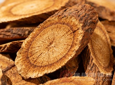 黄芪对血压的影响较为复杂