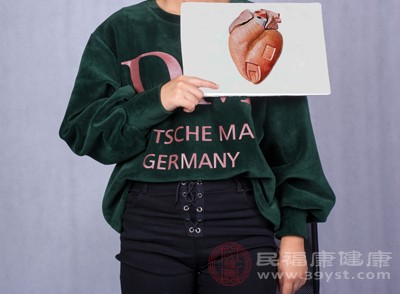 患者可能会感到心悸、心慌，严重时会引发心力衰竭