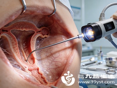 宫腔镜虽能发现很多宫腔病变，但也有漏诊、误诊可能。