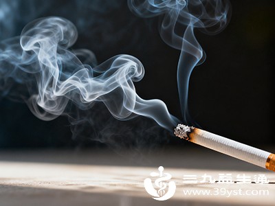 戒烟时嘴闲不住 这波零食操作让尼古丁“失业”