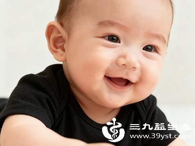 白天的时候，宝宝的体温相对稳定