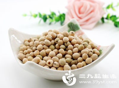 大豆、全麦面包、糙米等食物，同样不适合与豆腐大量同食