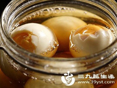 醋泡鸡蛋中丰富的蛋白质和氨基酸是皮肤健康的“守护者” 醋泡鸡蛋中丰富的蛋白质和氨基酸是皮肤健康的“守护者”