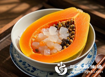 对于过敏体质的人群，在首次食用木瓜时，应少量尝试，观察是否有过敏反应，如皮肤瘙痒、红肿、呼吸困难等