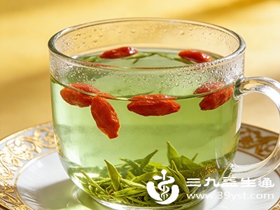 绿茶枸杞搭配可能导致营养流失、加重脾胃负担