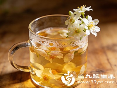 桔梗味苦、辛，性平，归肺经，可宣肺利咽、祛痰排脓