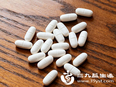 虽然钙对儿童的生长发育很重要，但过量服用钙片也会对身体造成危害