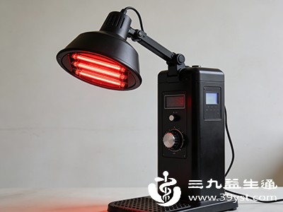 低强度红外线的热作用可以深入肌肉和关节组织，使肌肉放松