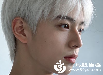 孩子小小年纪就有白发 揪出这几个原因 帮娃告别少年白