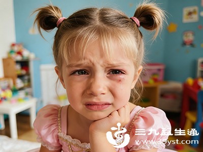 若疼痛剧烈影响孩子睡眠，可在医生指导下服用儿童专用止痛药（如对乙酰氨基酚混悬液）