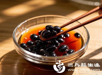 醋泡黑豆虽好，但不可过量食用