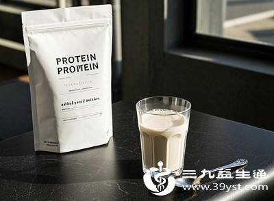 冲服是最常见的方法，冲泡时要用温水或凉开水，水温不宜过高，一般不超过40℃