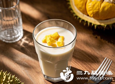 易长痘人群可优先选择全脂牛奶,替代脱脂牛奶,减少相关成分的刺激 易长痘人群可优先选择全脂牛奶,替代脱脂牛奶,减少相关成分的刺激