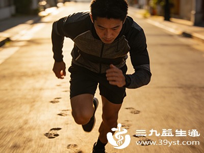 间歇训练是指在短时间内进行高强度运动