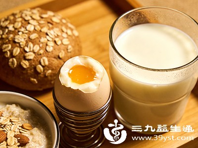 可选择鸡蛋、豆浆搭配全麦面包或燕麦粥 可选择鸡蛋、豆浆搭配全麦面包或燕麦粥