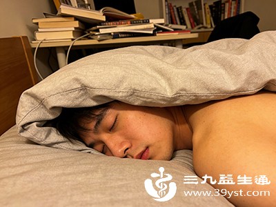 睡醒后口干口苦 背后的原因可能藏在这些地方