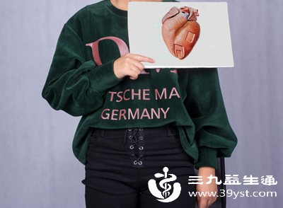 心力衰竭患者心脏泵血功能减弱,静脉血回流受阻 心力衰竭患者心脏泵血功能减弱,静脉血回流受阻