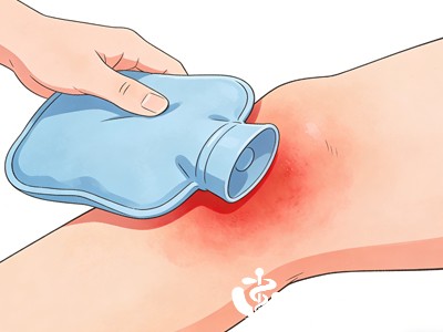 烫伤疤痕形成初期,皮肤处于修复黄金期,此时重点做好保湿和舒缓工作,帮助修复受损的皮肤屏障 烫伤疤痕形成初期,皮肤处于修复黄金期,此时重点做好保湿和舒缓工作,帮助修复受损的皮肤屏障