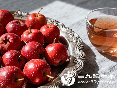 揭秘山楂玫瑰花泡水的功效 缓解疲劳调理身体 日常养生好选择