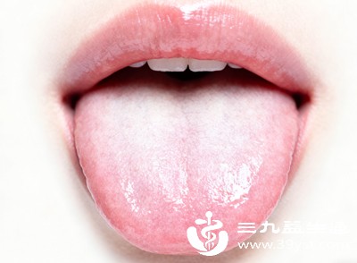 若舌头大厚导致发音不清、进食困难、睡眠时打鼾严重,或伴随持续性口舌发麻、疼痛、肿胀,且调理后无改善,需及时就医 若舌头大厚导致发音不清、进食困难、睡眠时打鼾严重,或伴随持续性口舌发麻、疼痛、肿胀,且调理后无改善,需及时就医