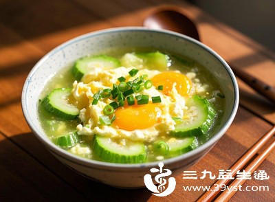 奶水不足别愁 多吃这些食物 催乳汤 全谷物 优质蛋白等