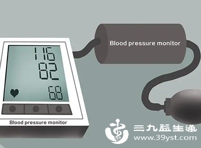 鼻出血别慌 这样快速止血 前倾体位+按压鼻翼 多数情况能搞定