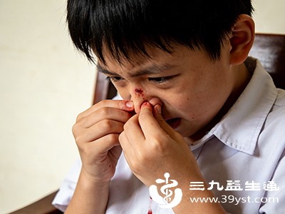 填塞止血法（适用于出血量稍多）