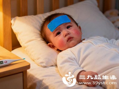 充足的睡眠有助于宝宝身体恢复