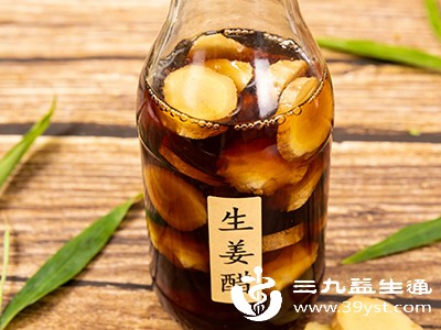 胃溃疡、胃酸过多者不宜食用，醋和生姜都会刺激胃黏膜，可能加重病情