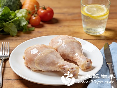 吃一块约150克的去皮鸡腿肉，热量还不到200大卡