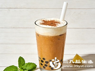 一天一杯奶茶的潜在危害 你不可忽视的健康隐患