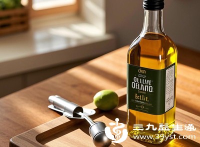 经过精炼处理，酸度低、烟点高，适合各种烹饪方式，包括煎、炸（偶尔少量使用）