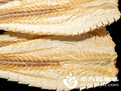 附片辛热之性可深入经络，祛除深藏的寒湿之邪，对风寒湿痹引发的疼痛效果显著