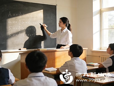 养成科学用嗓习惯 养成科学用嗓习惯