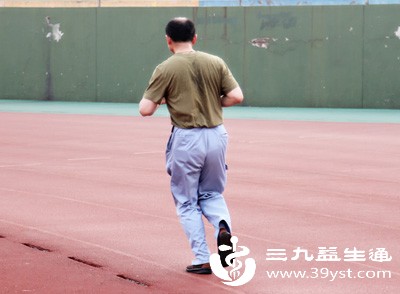 适当的运动能促进身体的新陈代谢，增强肝脏的功能