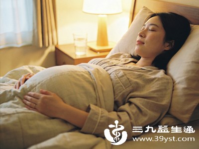 若左侧卧位时出现胸闷、头晕等不适,可及时调整睡姿,无需硬扛 若左侧卧位时出现胸闷、头晕等不适,可及时调整睡姿,无需硬扛