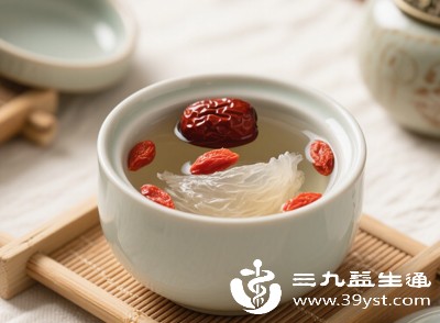 体质虚寒别乱喝 枸杞配桂圆温补祛湿改善手脚冰凉 养生超合适