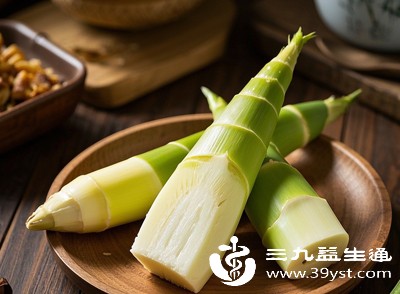 中医认为苦竹笋性凉，具有清热化痰、除烦止渴的功效