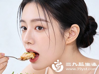 控制饮食节奏，避免暴饮暴食