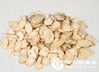 含服 冲泡 炖煮皆可 西洋参片搭配枸杞更滋补 控量+避禁忌让功效翻倍