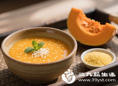 晚餐选择清淡易消化食物（如小米粥、清蒸鱼），避免产气食物和辛辣刺激食物