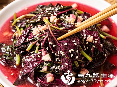 孕早期孕妇可能有孕吐反应,可将红苋菜焯水后凉拌,口感清爽,有助于增进食欲 孕早期孕妇可能有孕吐反应,可将红苋菜焯水后凉拌,口感清爽,有助于增进食欲