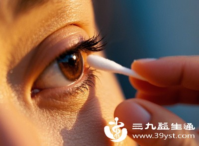 睫毛跑进眼睛里能溶解 答案出乎意料 这些处理方法要记牢