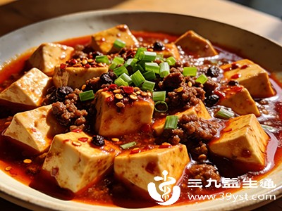 吃盐与发胖的关系揭秘 不直接致胖 却可能让你吃更多 代谢变慢