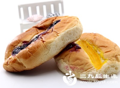 晚上吃面包会胖吗 高糖高油的危险 全麦这样吃不易胖