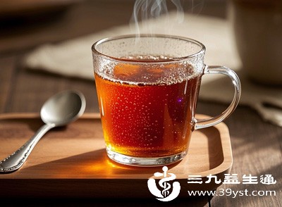 因子宫平滑肌过度收缩引发的痛经，在疼痛发作初期饮用温热红糖水，可通过促进血液循环、松弛肌肉，减轻疼痛感