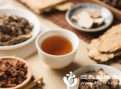 喝中药时间错了影响疗效 早晚按功效选时间 特殊人群需调整