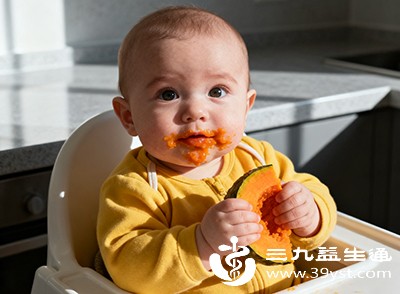 当宝宝18个月后前卤门仍未闭合，需检查是否存在佝偻病、甲状腺功能减退、脑积水等问题