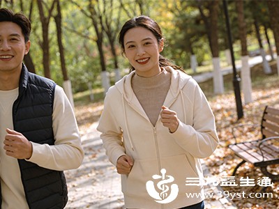 不要认为“走得越久越好”，超过90分钟的长时间散步可能导致肌肉分解，反而不利于代谢稳定