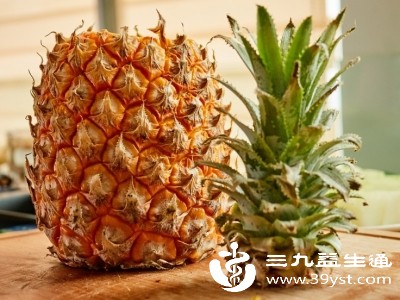 揭秘菠萝泡盐水的真相 不止去涩这么简单 这3点好处要知道